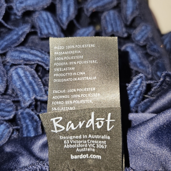 ✨️Bardot Navy Blue Lace Halter Midi Dress - Size 8 NWT - Picture 10 of 11